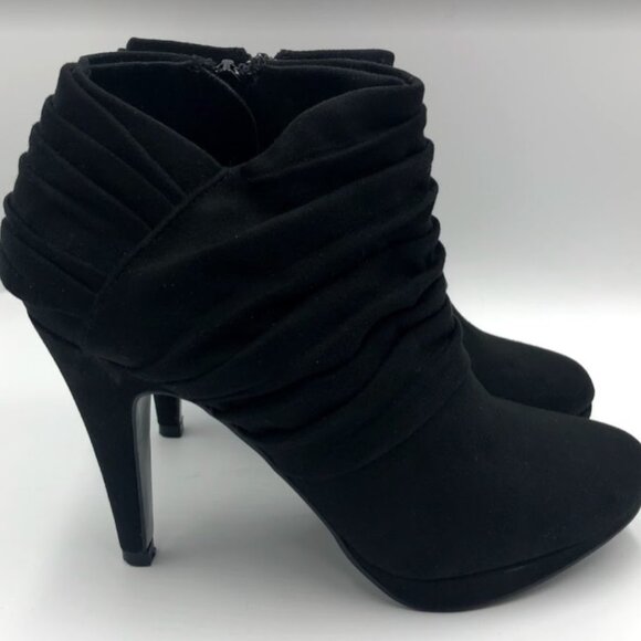 COACH AND FOUR Women's Black Ankle Boots Size 6.5 - Picture 1 of 6